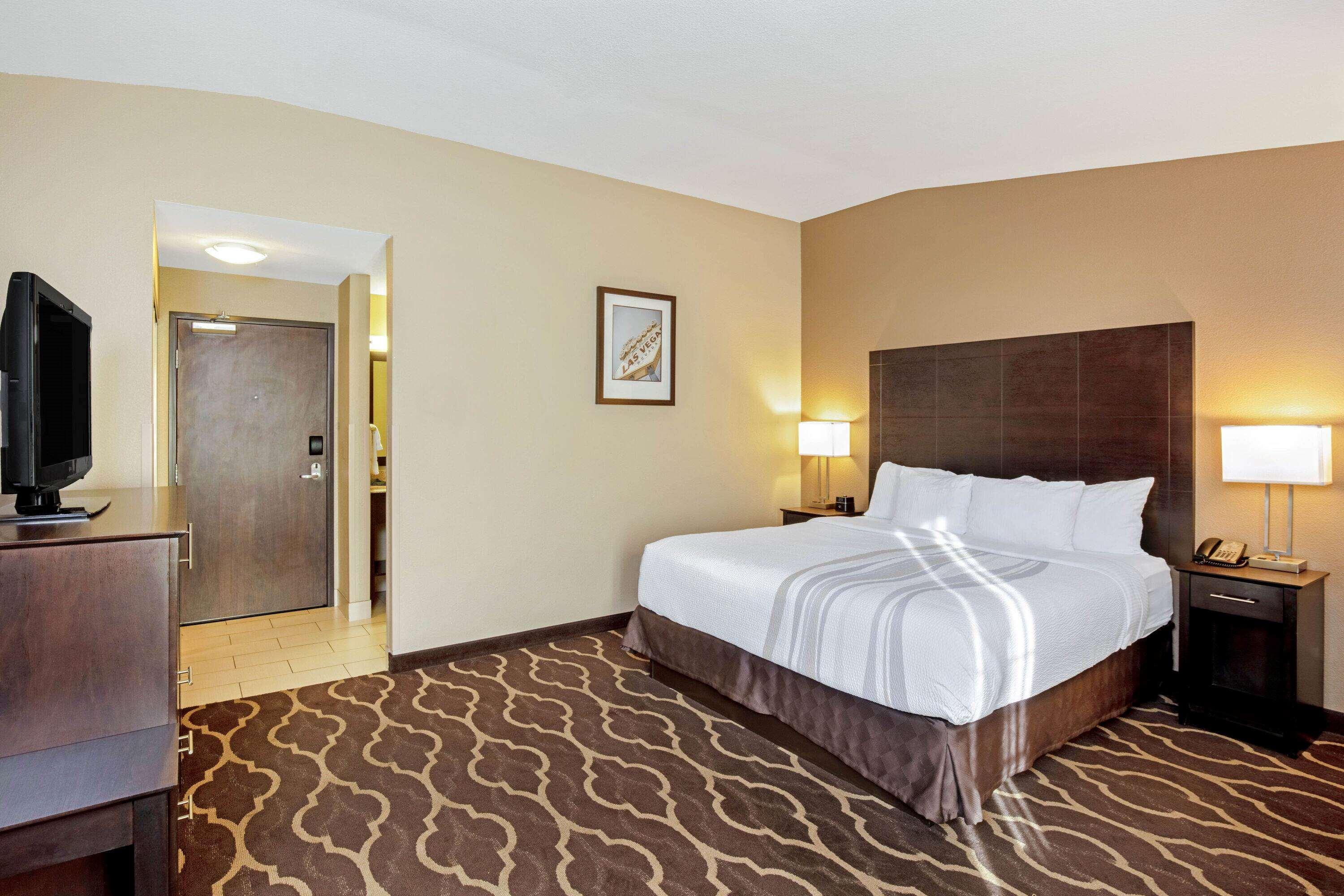 La Quinta Inn & Suites By Wyndham Lv Tropicana Stadium Las Vegas Exterior foto